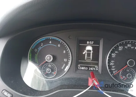 2013 Volkswagen Jetta Hybrid Sel z USA, uszkodzony, nr VIN 3VW637AJ1DM277628